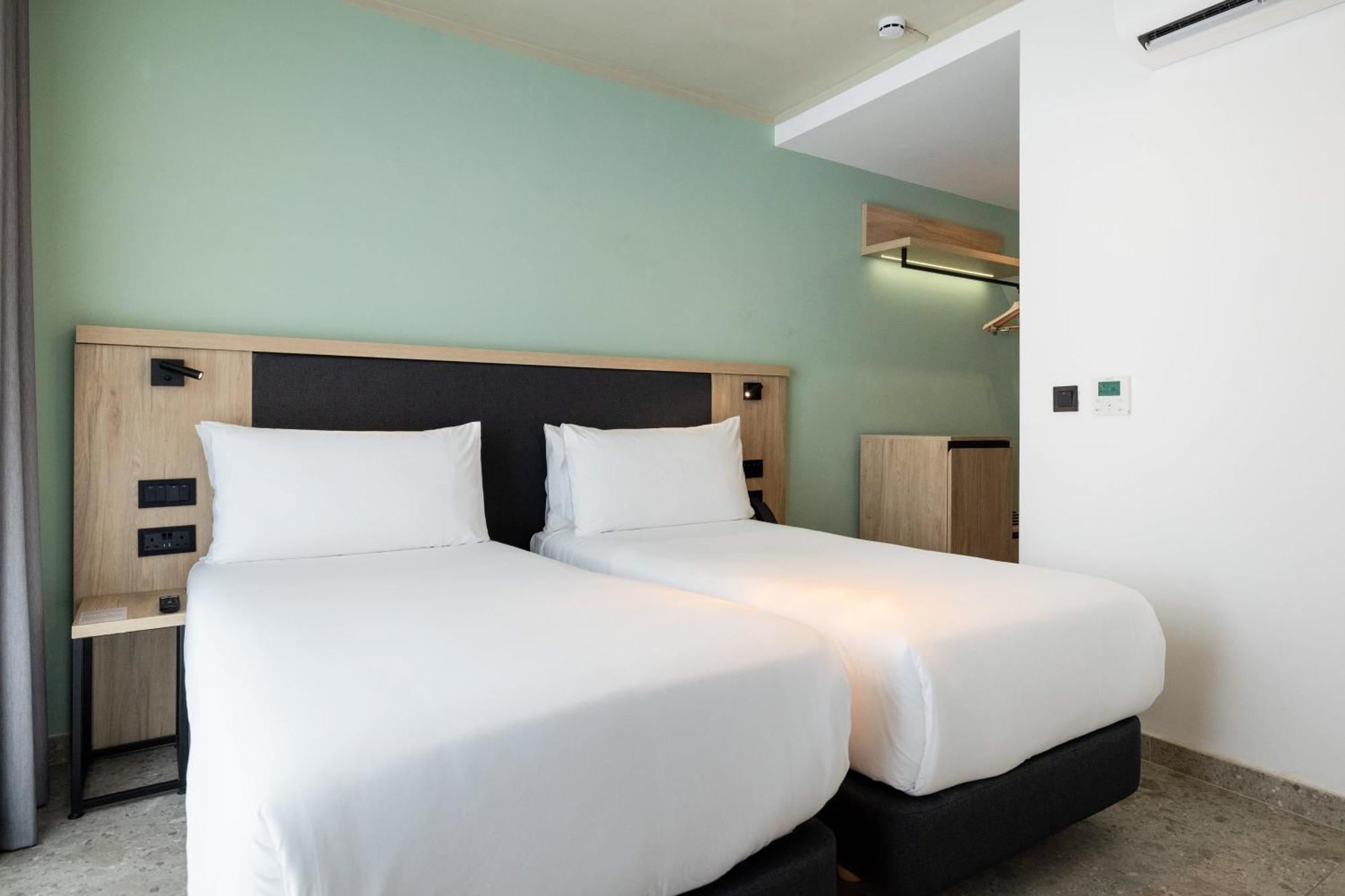 Hotel Levante St Julian'S, Affiliated By Melia Saint Julian's Bagian luar foto